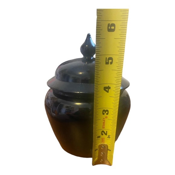 Vintage Avon glass trinket box/urn - Picture 6 of 9